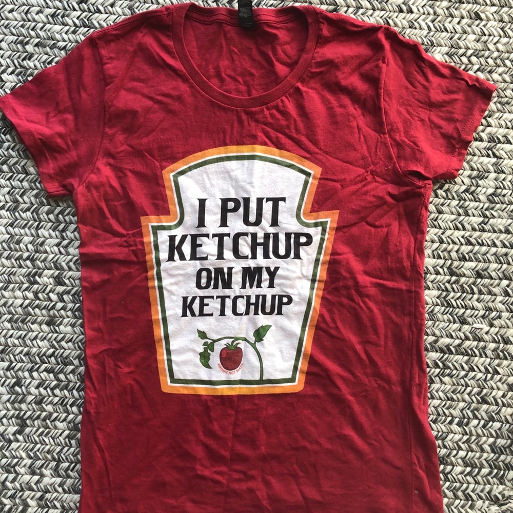 T SHIRT SIZE S